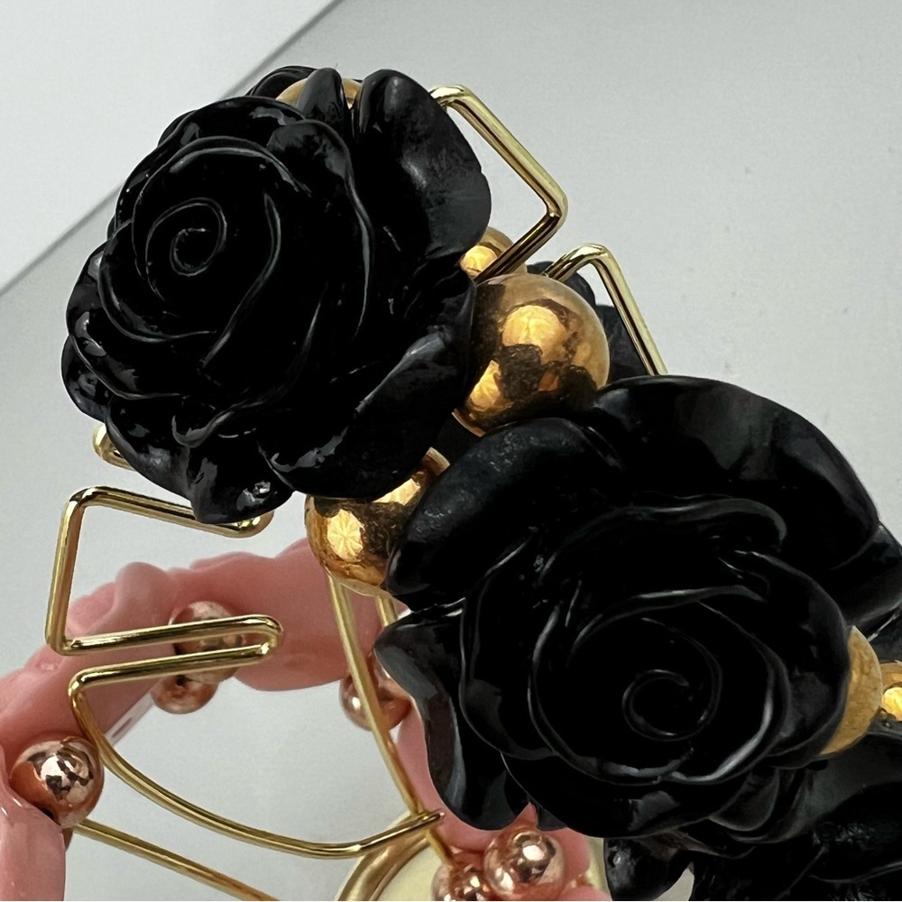 Rose Stretch Bracelets - Picture 3 of 6